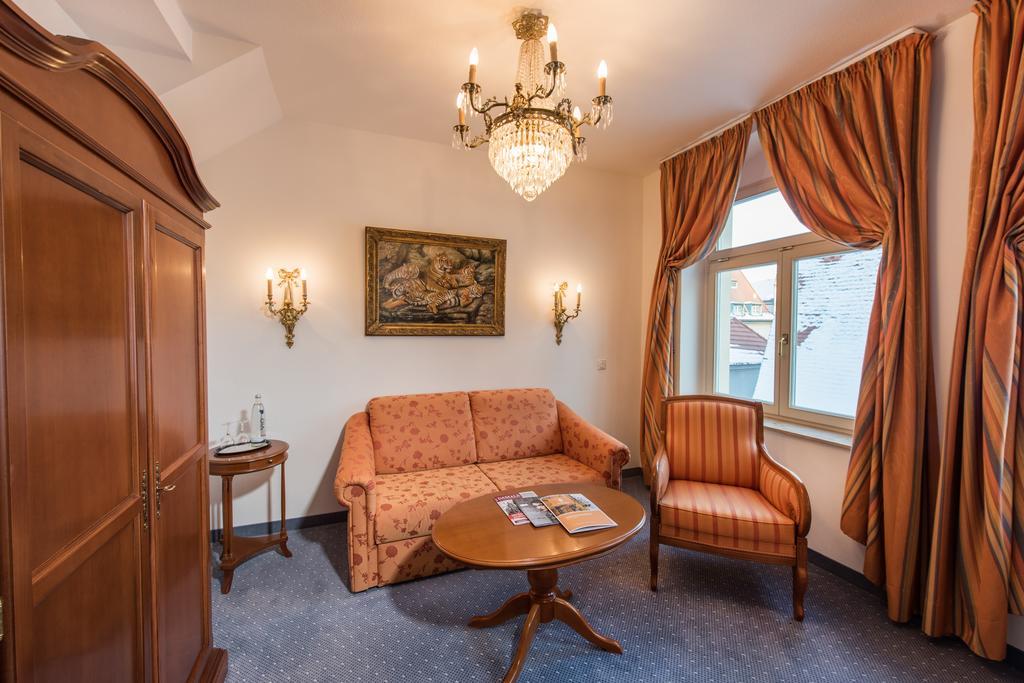Hotel Goldener Loewe Meissen Quarto foto